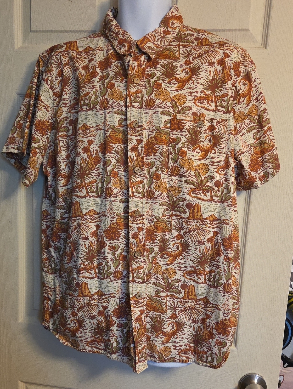 Sendero Men's Short Sleeve Casual Button-Up Shirt in Mojave Print XL